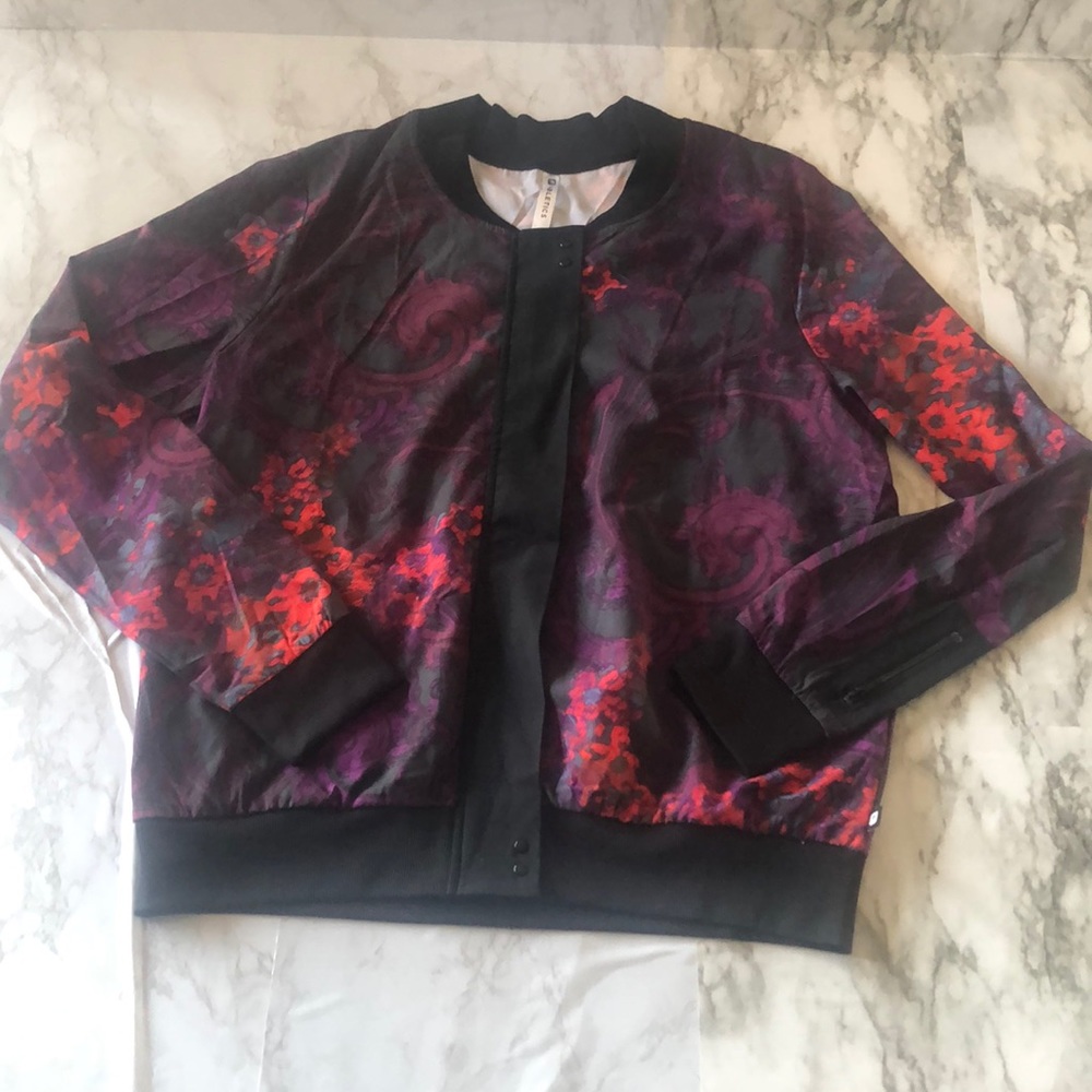 Light weight Fabletics jacket